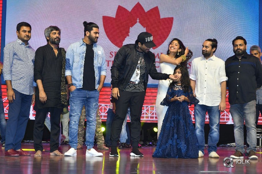 Padi-Padi-Leche-Manasu-Movie-Pre-Release-Event